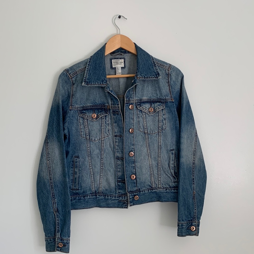 Forever 21 Denim Jacket in Medium Wash